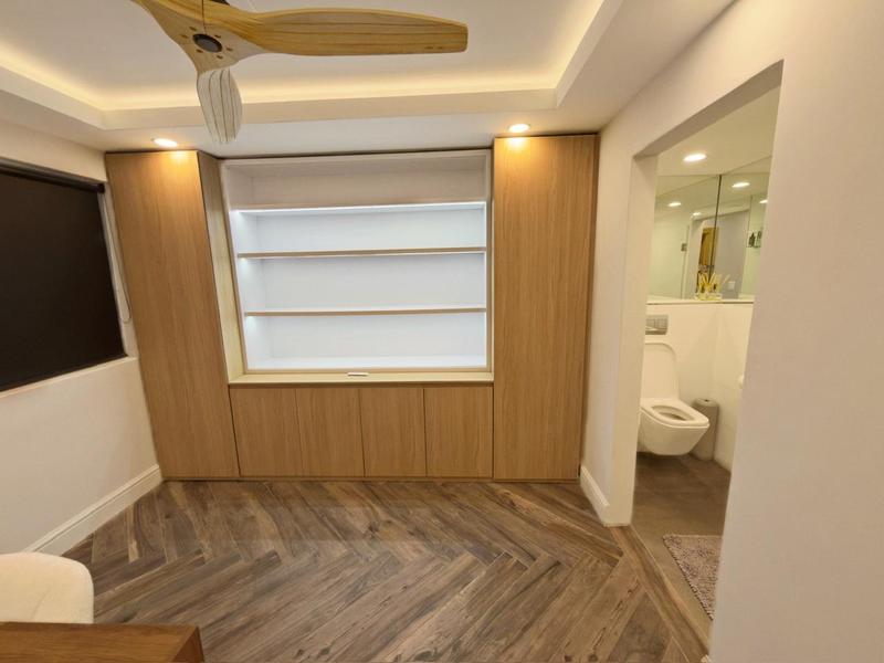 2 Bedroom Property for Sale in Sea Point Western Cape